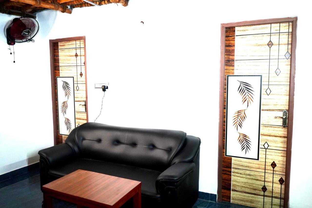 Serenity Bay Home Stay ปอนดิเชอรี ภายนอก รูปภาพ