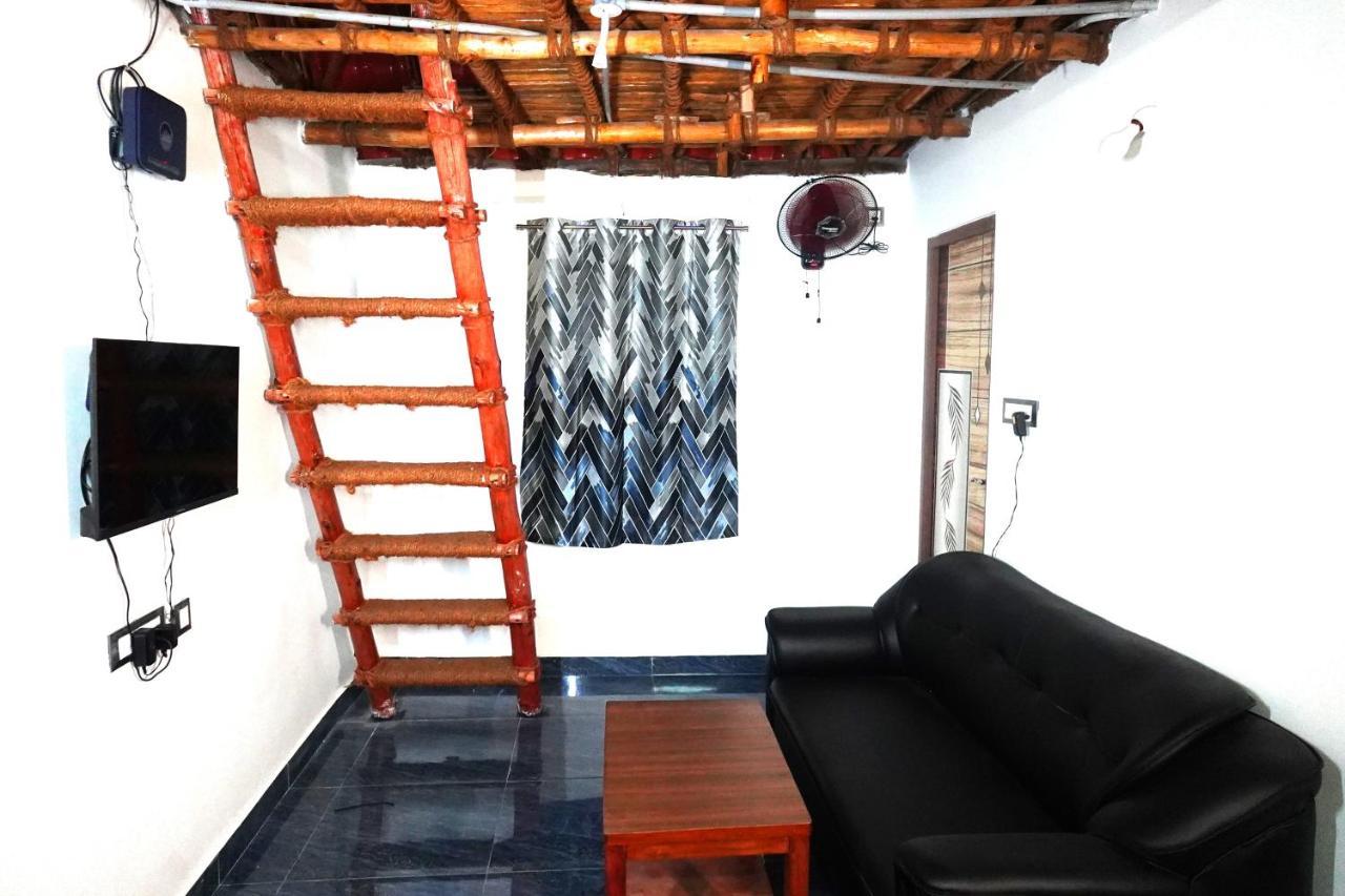 Serenity Bay Home Stay ปอนดิเชอรี ภายนอก รูปภาพ