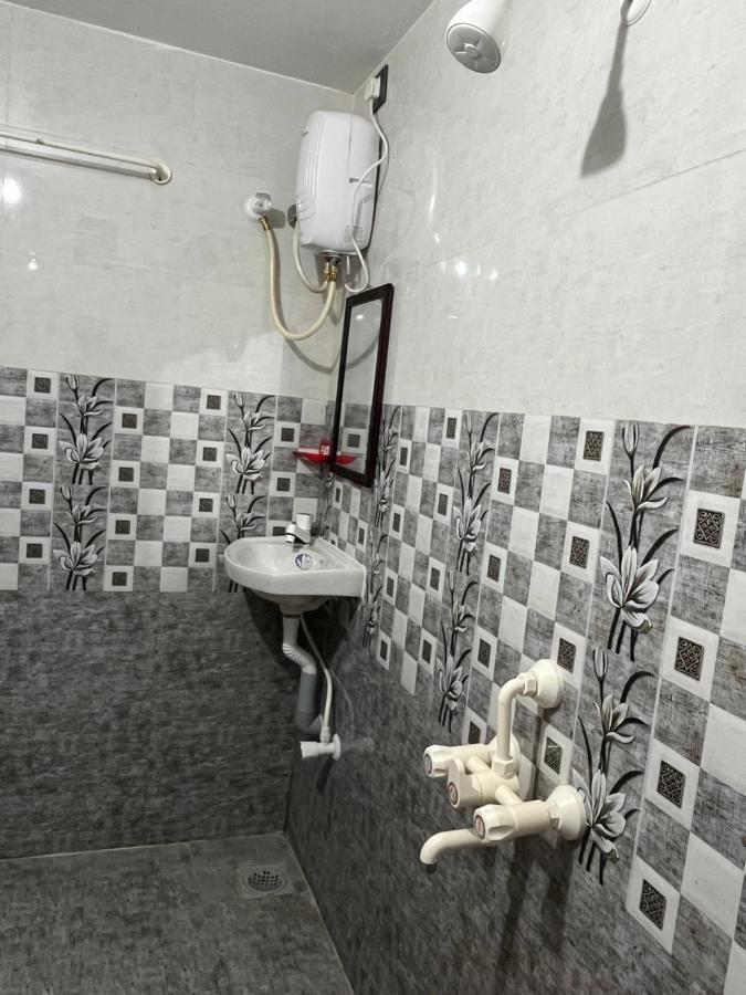 Serenity Bay Home Stay ปอนดิเชอรี ภายนอก รูปภาพ